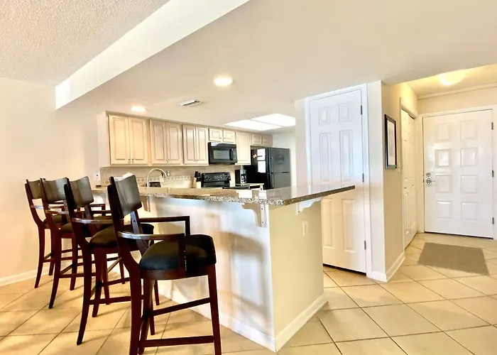 Wind Drift 102S By Albvr - 2Br, 2Ba Beautiful Upgraded Beachfront Condo Near Flora Bama, Outdoor Pools And Tennis Courts