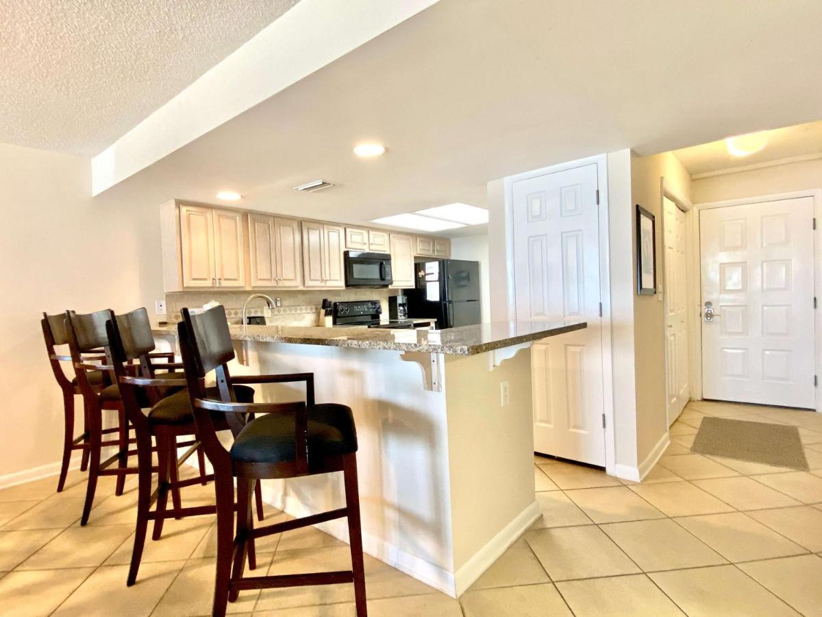 Wind Drift 102s: Beachfront With Pools And Tennis