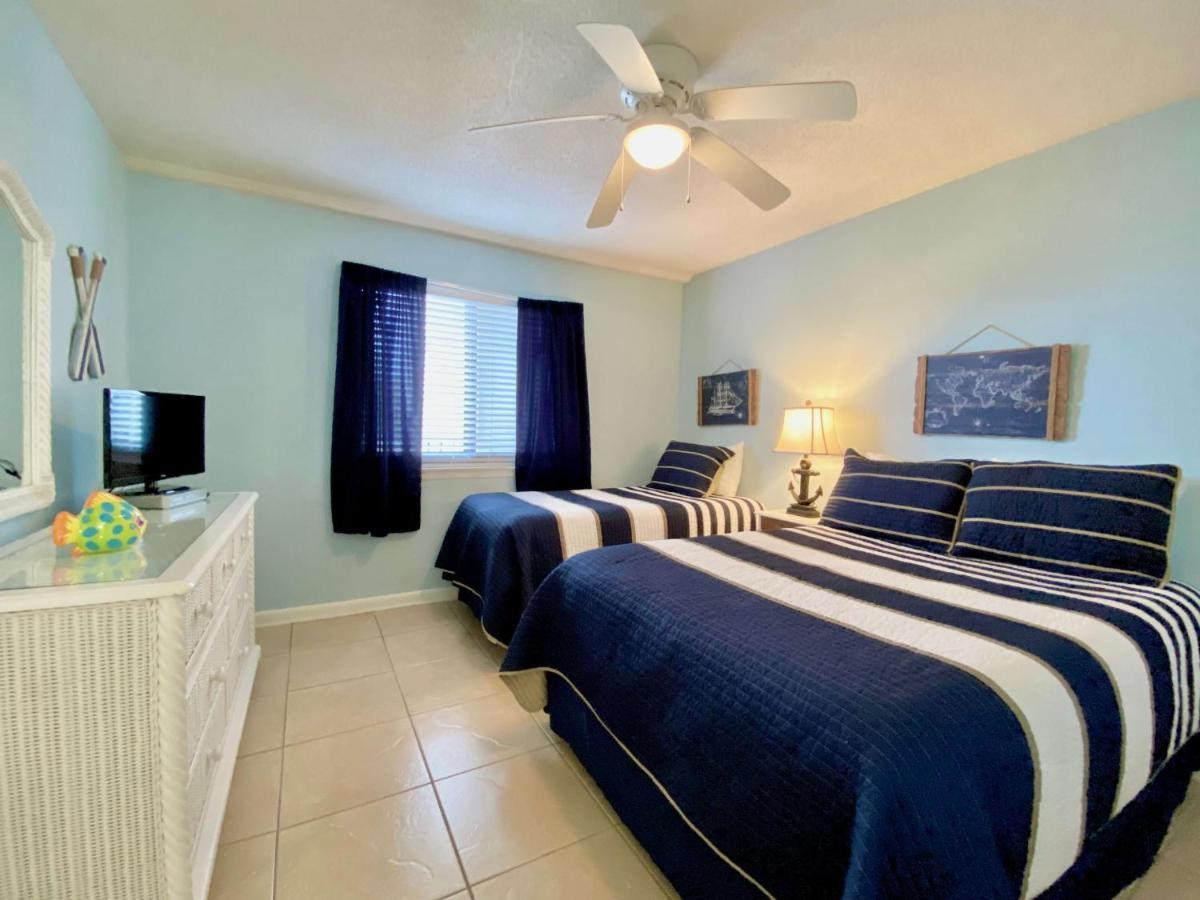 Wind Drift 102s: Beachfront With Pools And Tennis Orange Beach