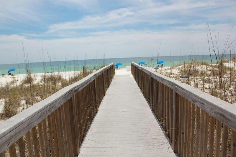 Wind Drift 102s: Beachfront With Pools And Tennis Orange Beach